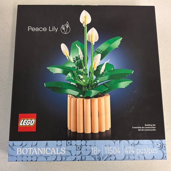 Amazon.com: LEGO Botanicals Peace Lily Flower Building Set   Botanicals Peace Lily Building Set BRAND NEW! toy toys flower flowers s